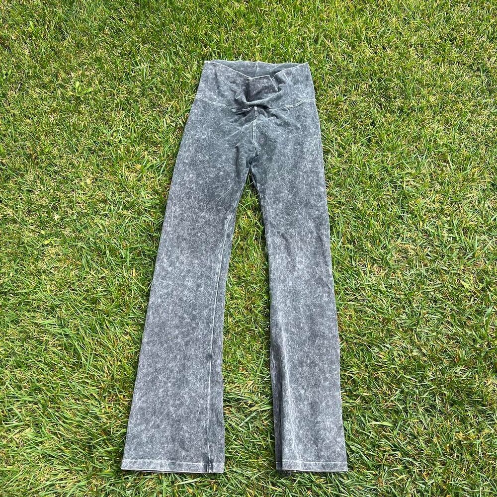 T Party Acid Wash Flare leggings wide leg women’s size L Large